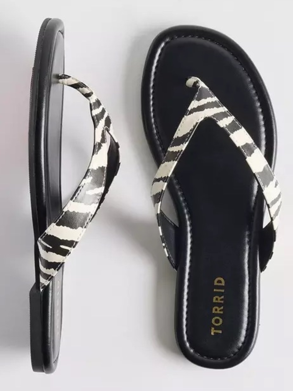 Torrid NWT Zebra Black Flip Flop Sandals Minimalist Casual Summer New Size 11